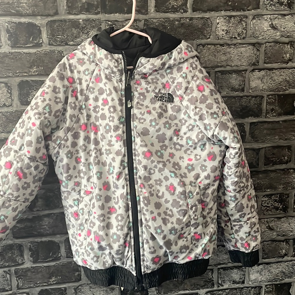 Kids reversible Northface puffer zipper jacket size 10 to 12 youth